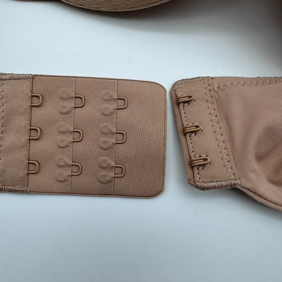 SKIMS Women's Smoothing Intimates Full Coverage Lightly Lined Bra,  Clay Color - Picture 6 of 16